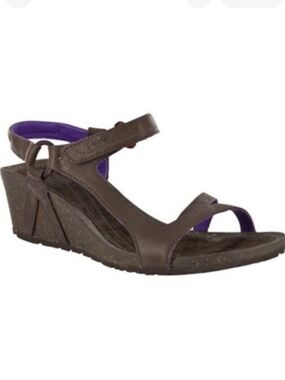 Teva Brown Leather Wedge Sandals with Purple Lining